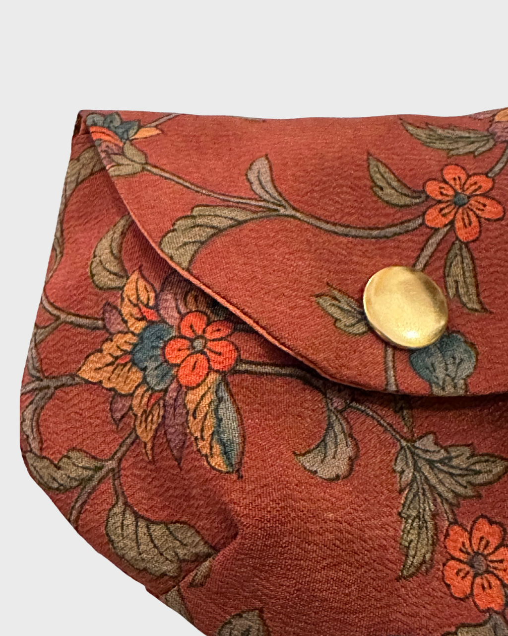 Half-Moon Pouch / Vintage Red