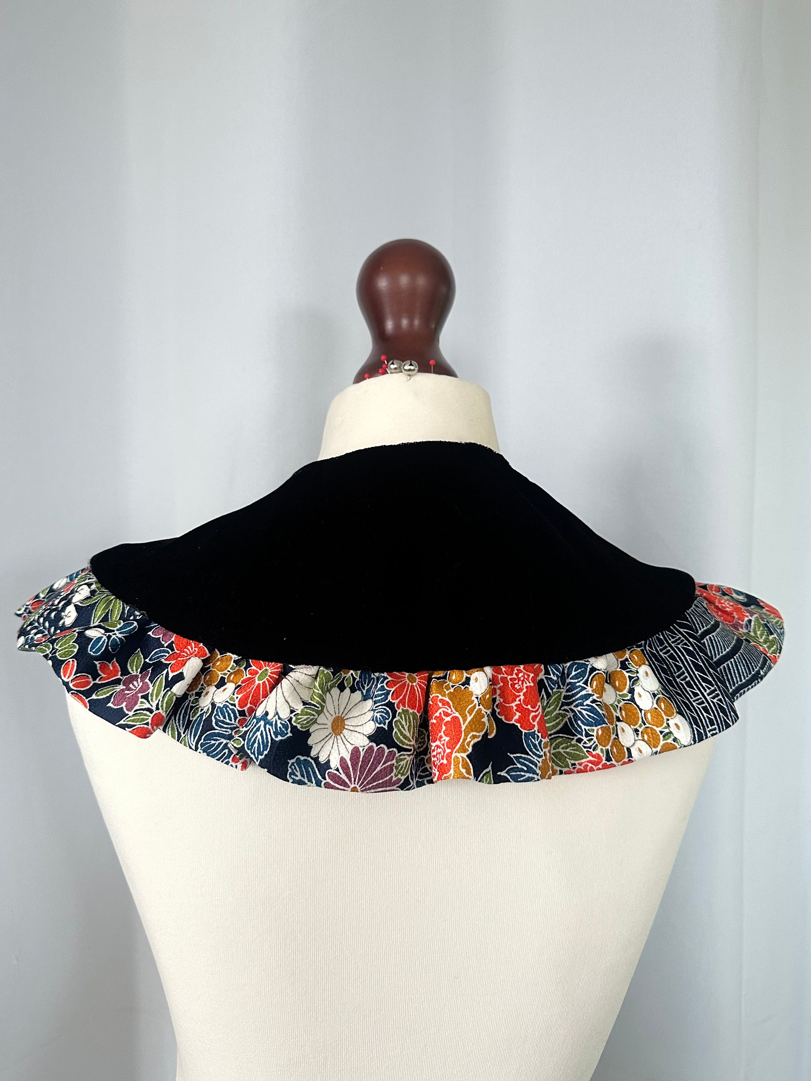 Kimono Collar / Botton